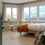 Collina Forest Design-studio By Vacations Apartment
