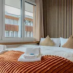 Collina Forest Design-studio By Vacations Apartment